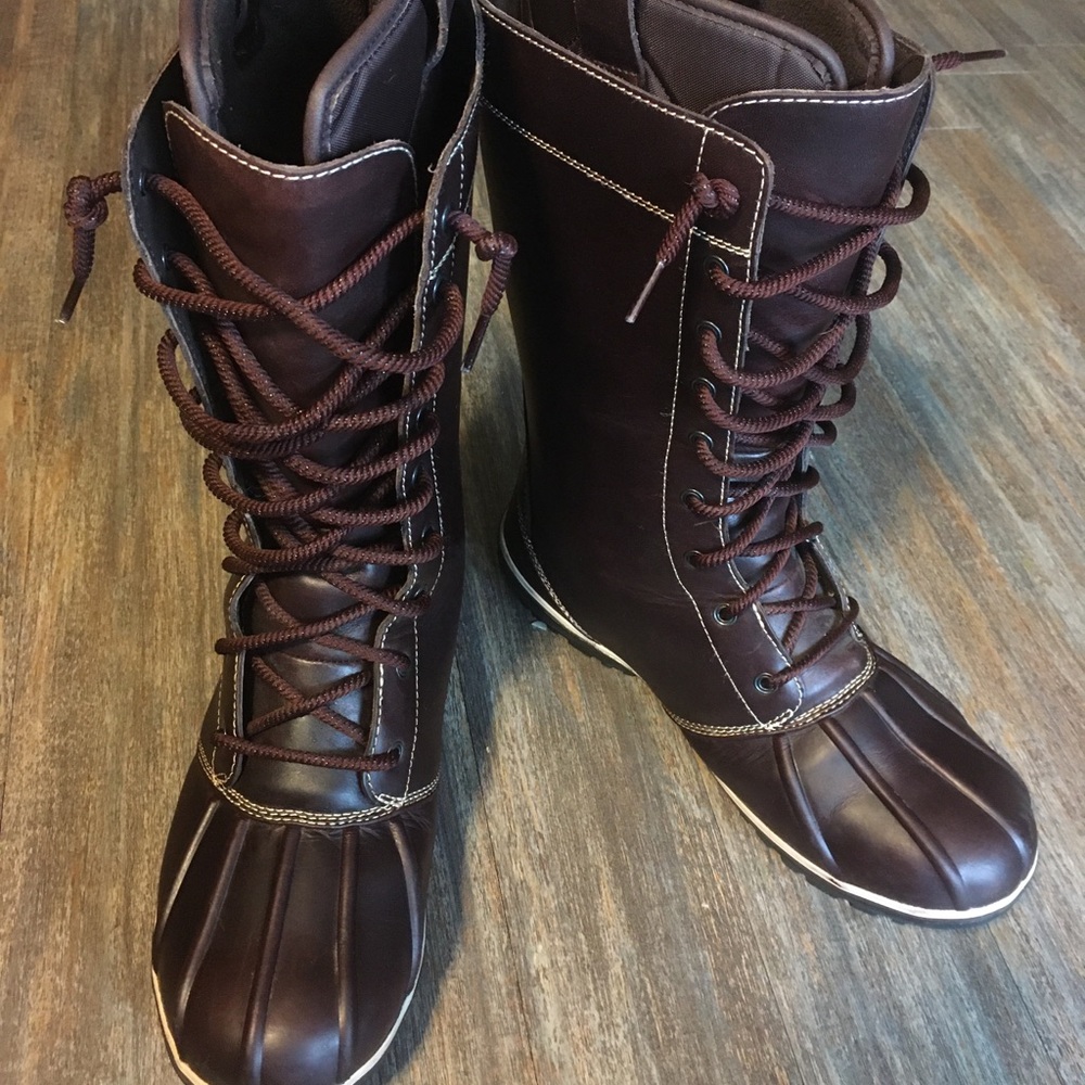 LL Bean Women’s Bar Harbor All-Weather Boots sz 8